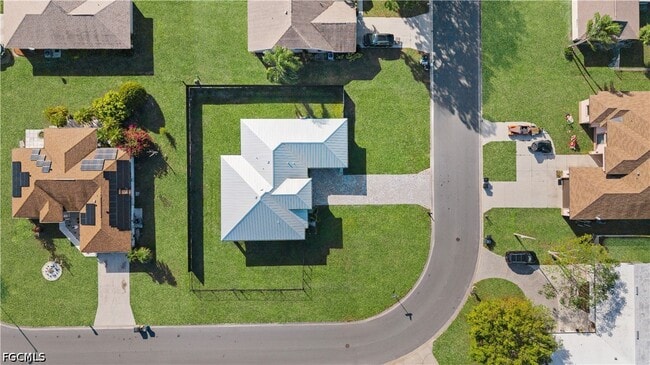 24 Crestwood Cir S