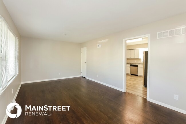 Photo - 4135 N Spruce Ave