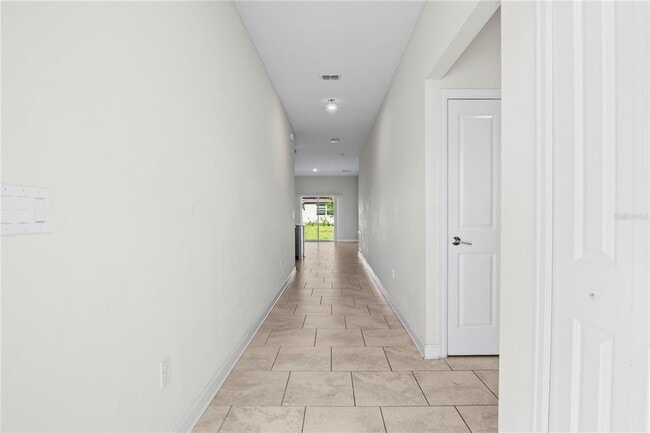 Photo - 1415 Oak Marsh St
