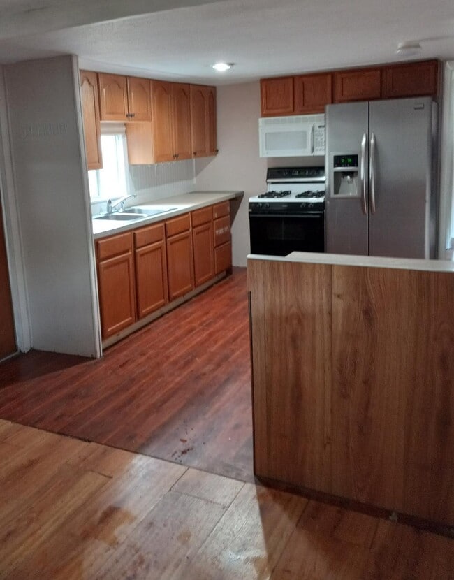 Photo - 5231 80th St N