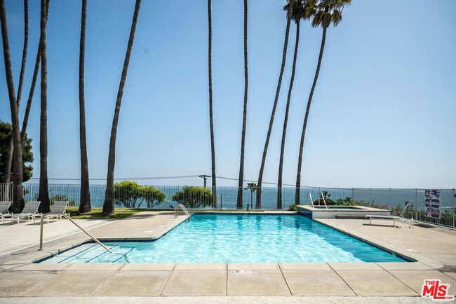 Photo - 17352 Sunset Blvd Unit 606