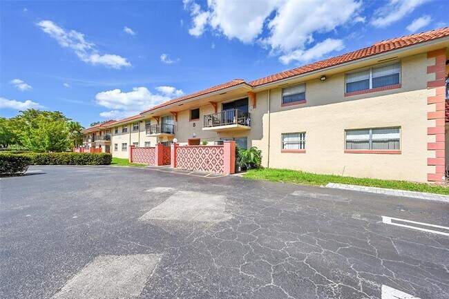 Photo - 11607 NW 29th St Unit 3B