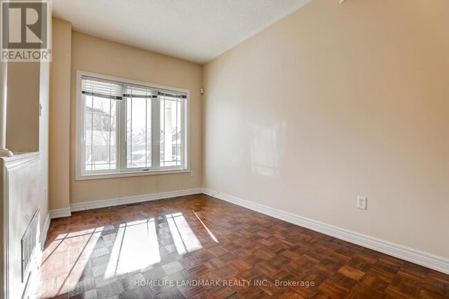 Photo - 262 Farmstead Rd