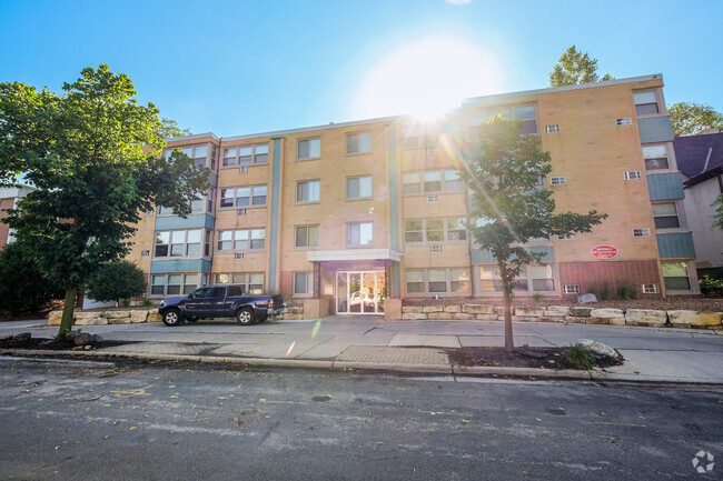 Building Photo - Colfax Terrace Rental