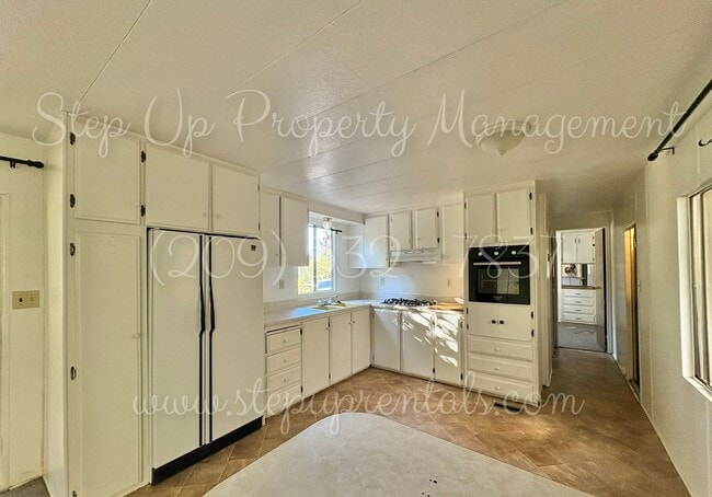 Photo - 20381 Sherry Ct Unidad B