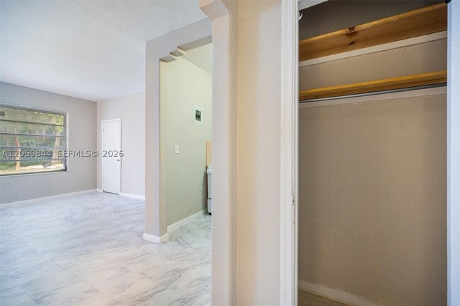 Photo - 825 Alton Ct Unit 2