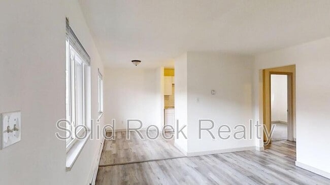 Photo - 1411 S Corona Ave Unidad 10