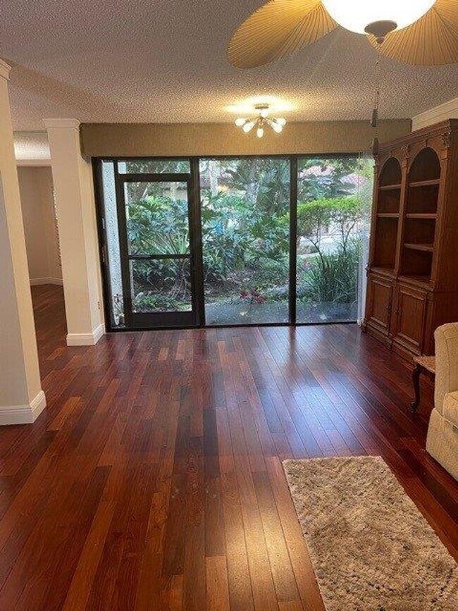 Photo - 1236 St Tropez Cir