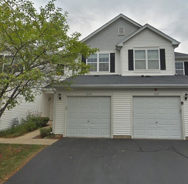 Building Photo - 1225 Brookdale Dr