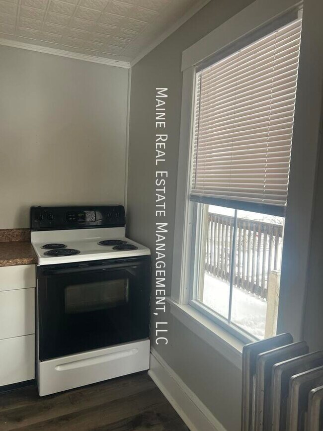 Photo - 591 Main St Unidad 12