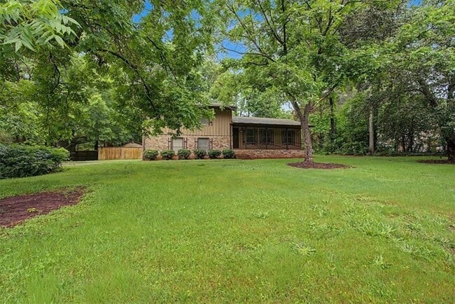 Photo - 2985 Fredrick Dr
