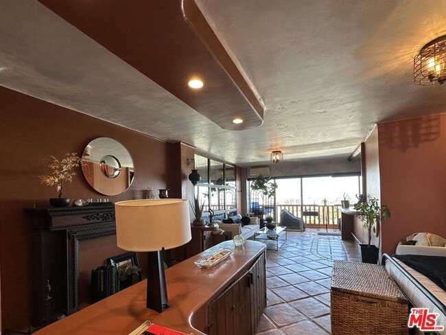 Photo - 999 N Doheny Dr Unidad 708