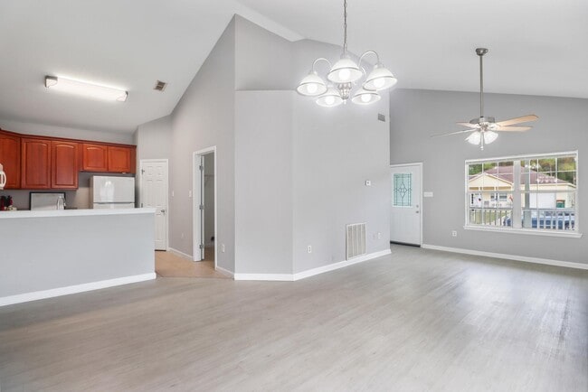 Photo - 11517 Acorn Dr