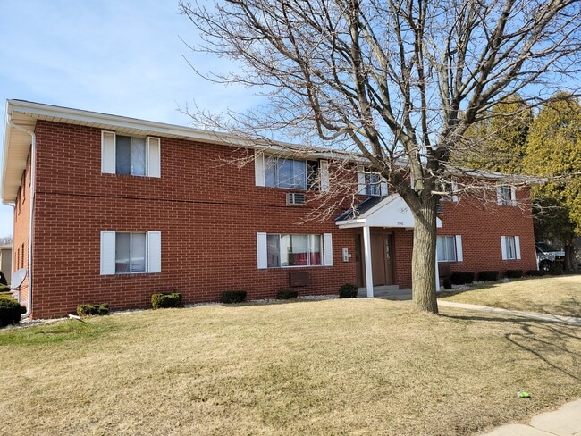 Building Photo - 9048 15th Ave Unit 204