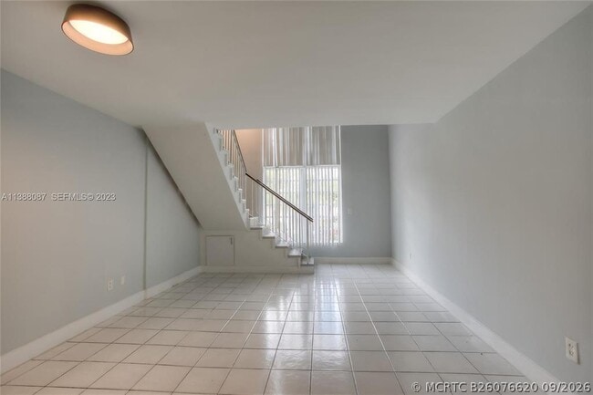 Photo - 10907 N Kendall Dr Unit 427