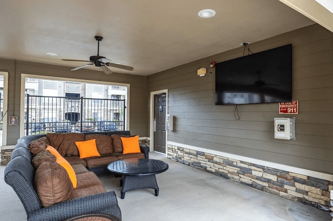 Greystone at Widewaters