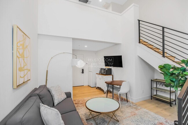 Photo - 2265 Sacramento St Unidad 2