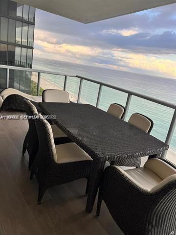 Photo - 17121 Collins Ave Unidad 1207
