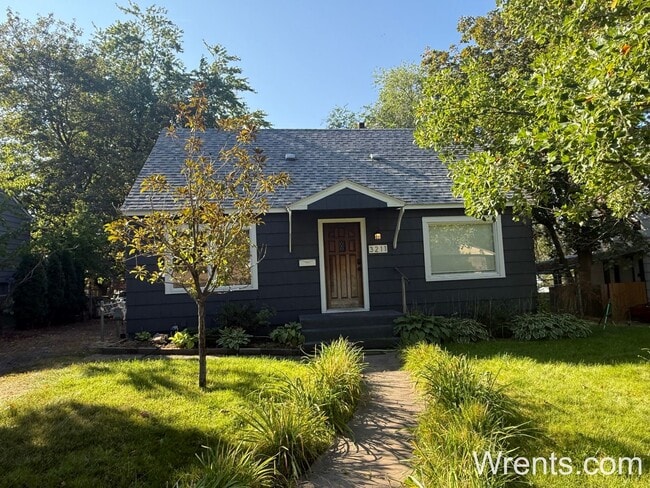 Building Photo - NEW LISTING in Audubon area 3+ bed / 2 bath Rental