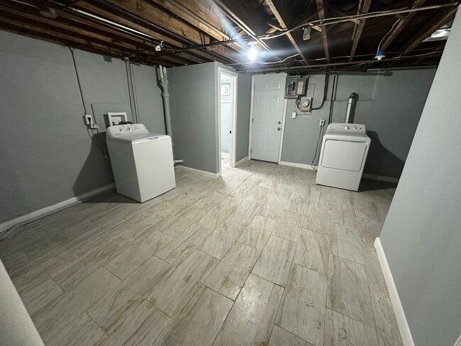 Photo - 3 BED Voucher Home West Baltimore