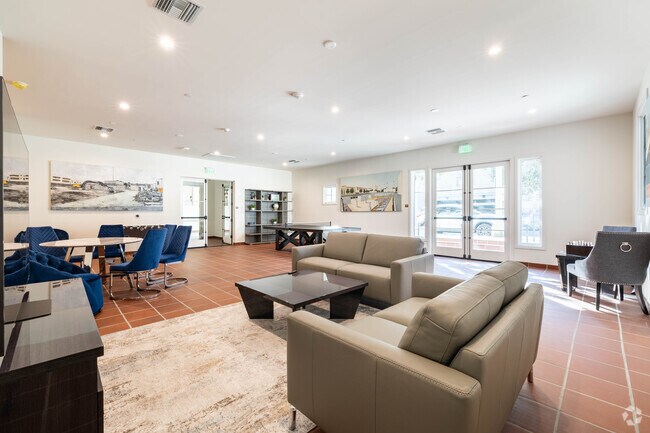 Clubroom 2