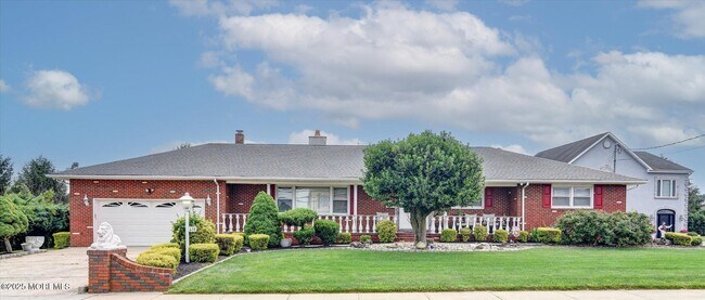 Photo - 418 Atlantic Ave