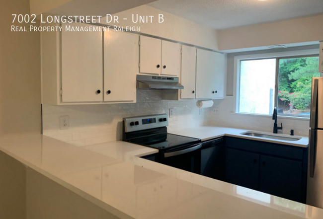 Photo - 7002 Longstreet Dr Apartment Unit B