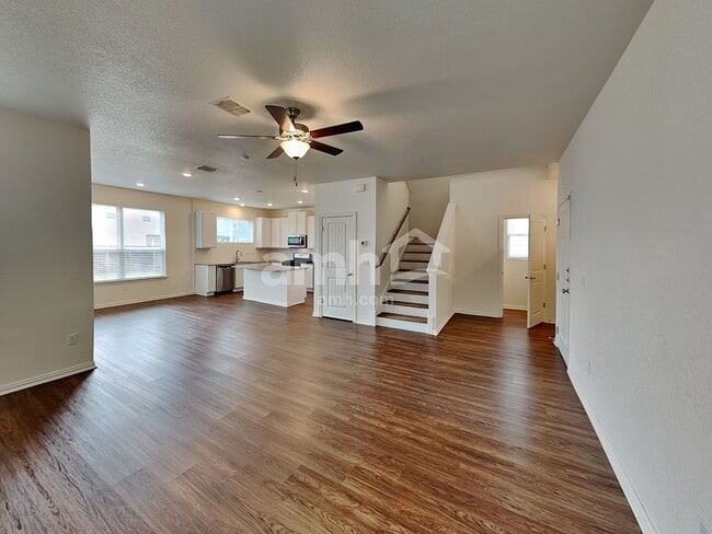 2732 Geronimo Creek