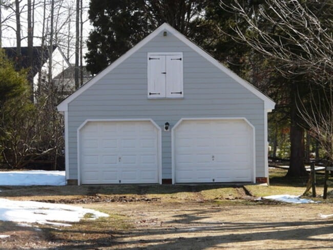Photo - Spacious 4-BR Ranch on 1 Acre Available for rent– Open House March 15th!