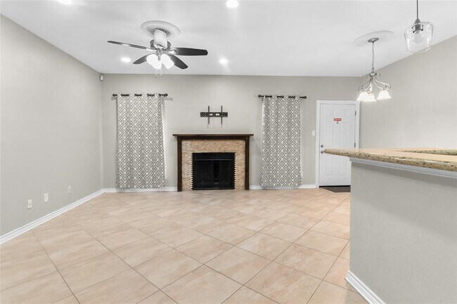 Photo - 7339 Regency Square Ct