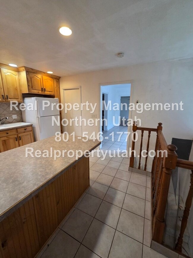 Photo - 2 Bedroom 1 Bath Unit in Ogden Available!