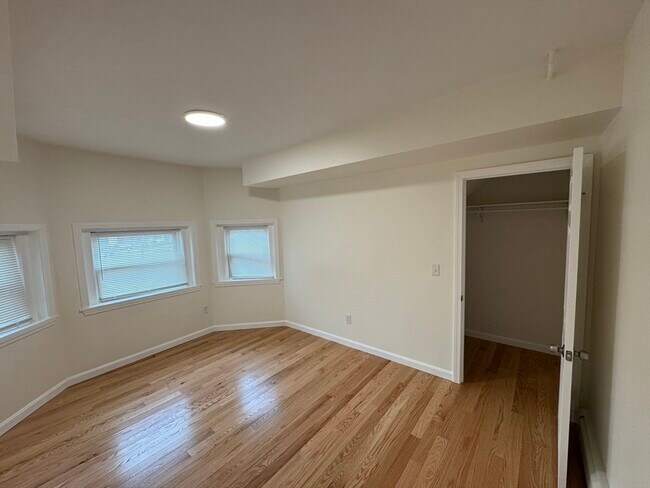 Photo - 1725 Commonwealth Ave Unit 5