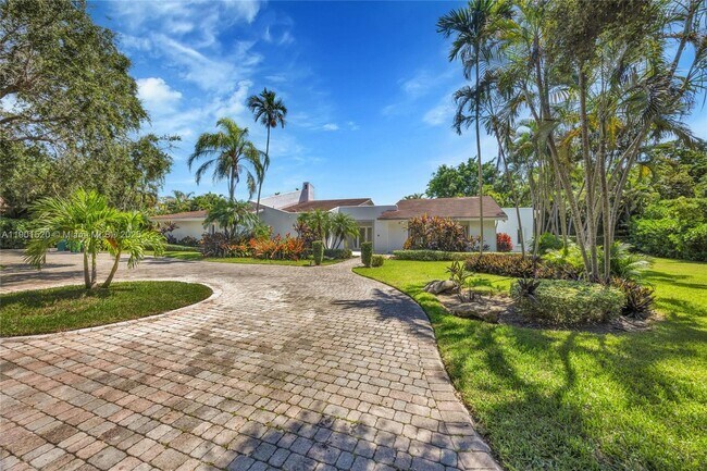 Photo - 8303 Old Cutler Rd