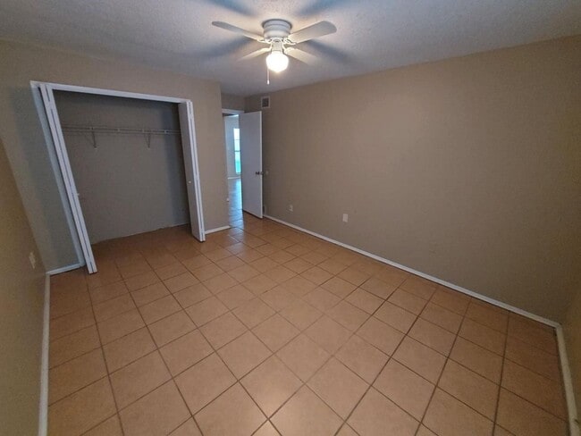 Photo - 2731 Willow Run