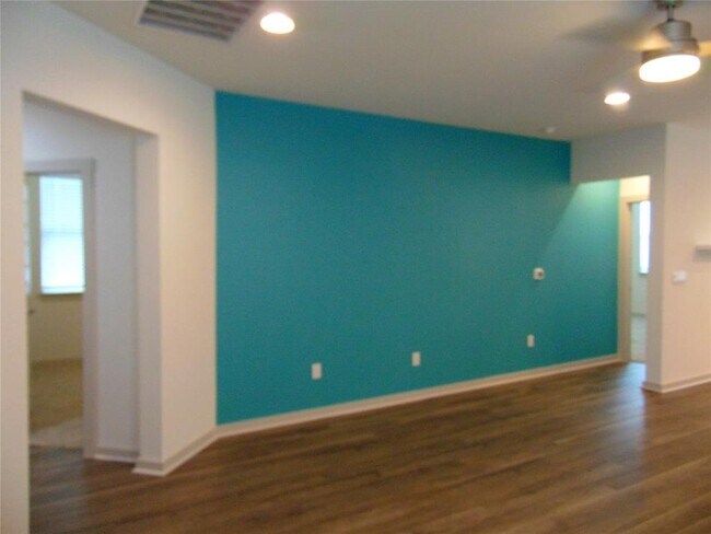 Photo - 7707 Jackson Graham Dr