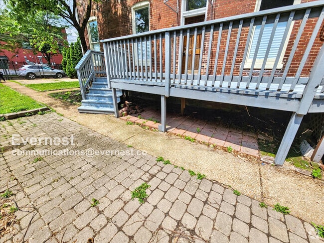 Building Photo - 1806 Rutger St Rental