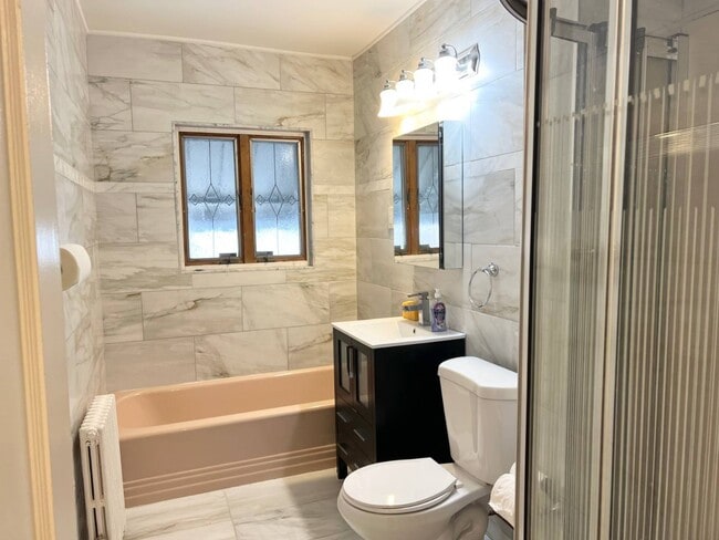Photo - 2137 Gerritsen Ave