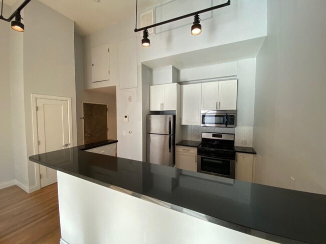 Photo - 338 Grove St