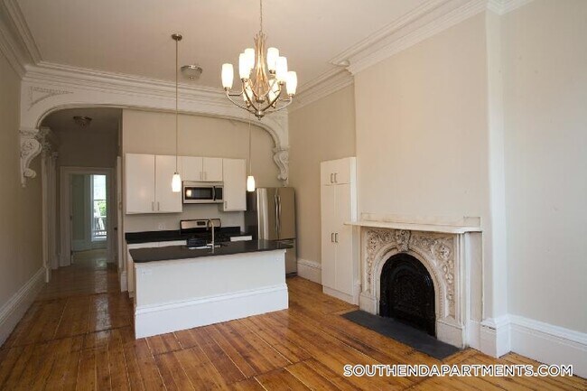 Photo - 658 Massachusetts Ave Unidad 2