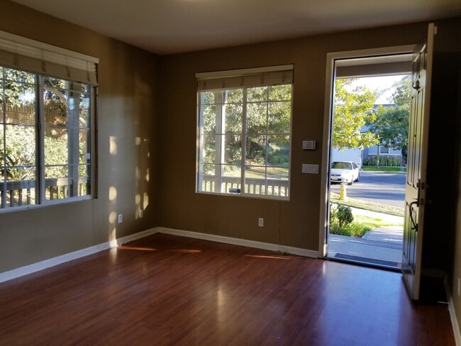 Photo - 664 Seaward Ave House