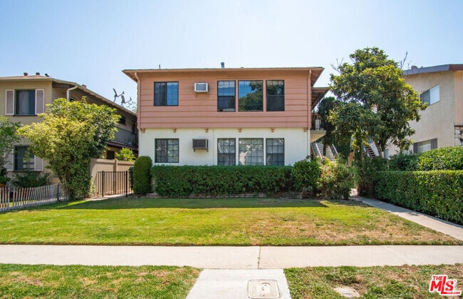 Building Photo - 1124 San Rafael Ave Unit 1 Rental