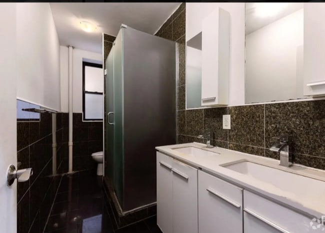 Building Photo - W. 124th St, St Nicholas Ave Rental