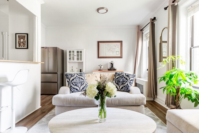 Photo - 177 Waverly Pl Unit FL2-ID1058254P