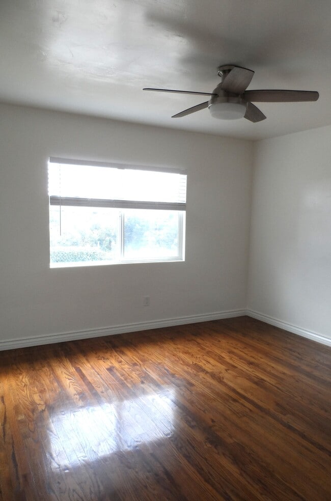 Photo - 1214 Manchester St