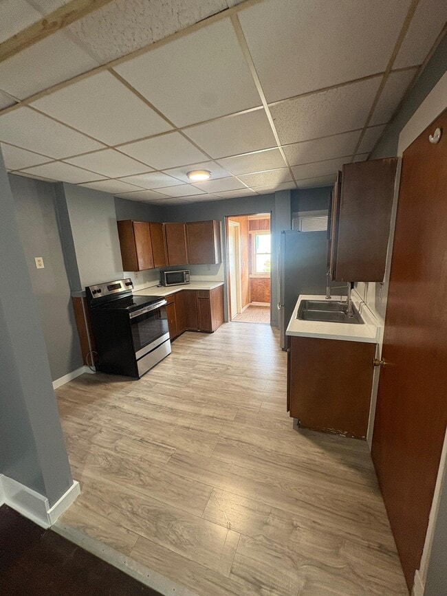 62 Dalton Ave Unit 1