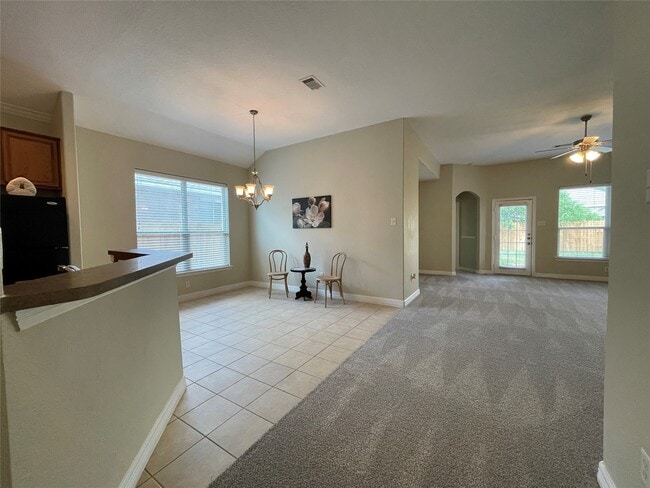 Building Photo - 5811 Ranch Riata Ct