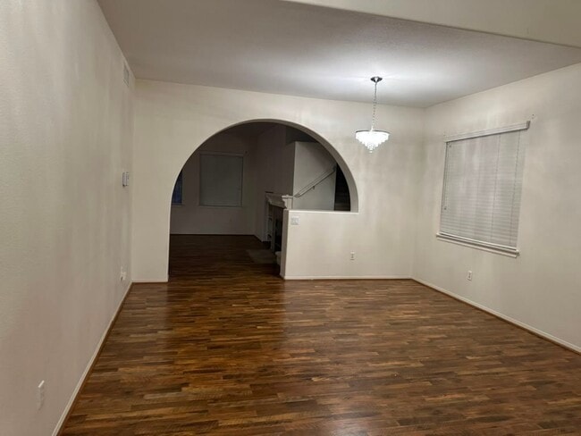 Photo - 28312 Sycamore Dr