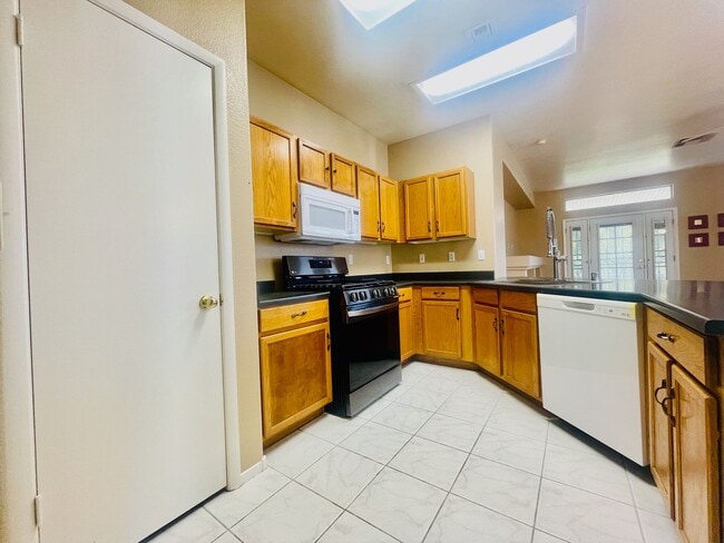 Photo - Stunning Single Story, 3 Home with Open Floor Plan on Cul-de-sac