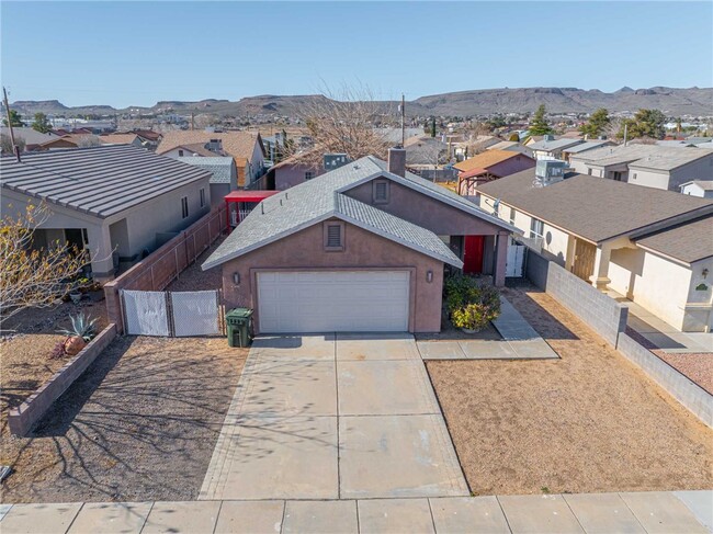 Photo - 3571 N Moore St