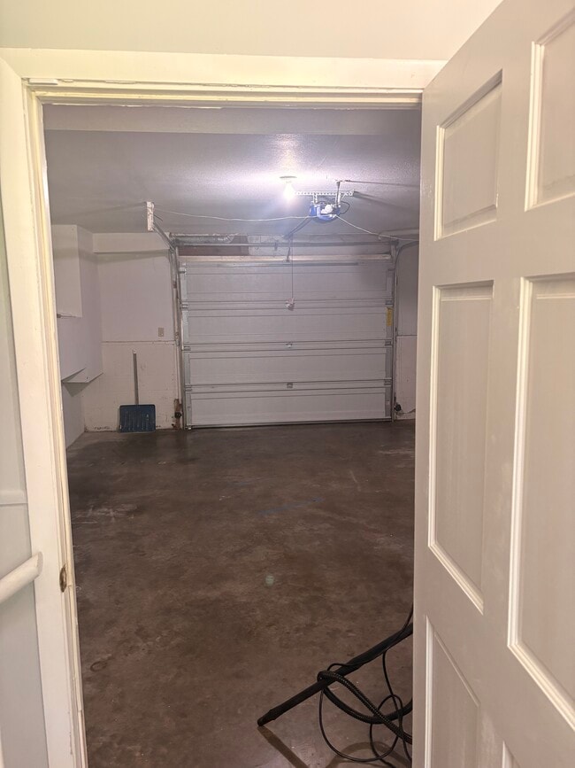 Photo - 501 Woodbine Dr